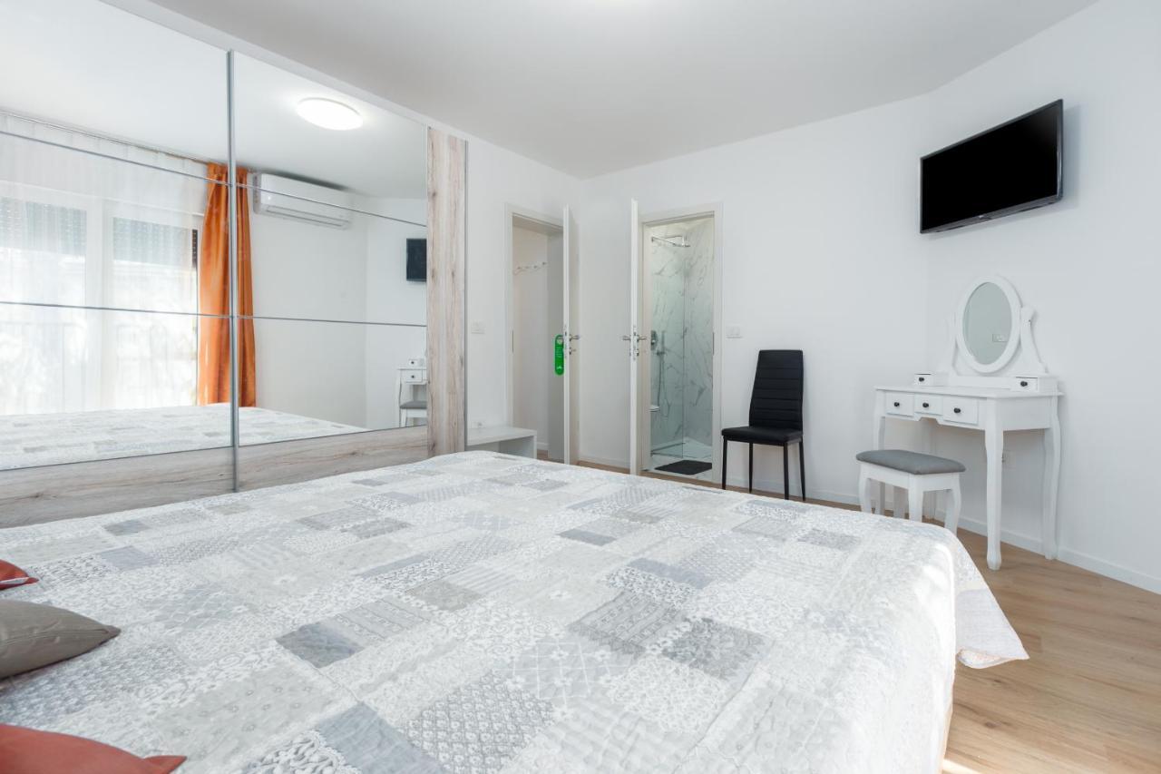 Apartman Porec Center Sea Exteriör bild